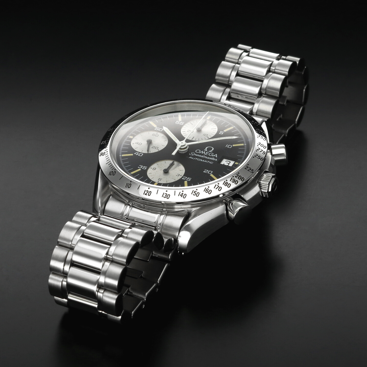 Omega Speedmaster Reduced Date 3511.50.00 “Reverse Panda” – c.1993 – 39mm Steel – Original Box & Accessories – Unpolished Condition - Image 12