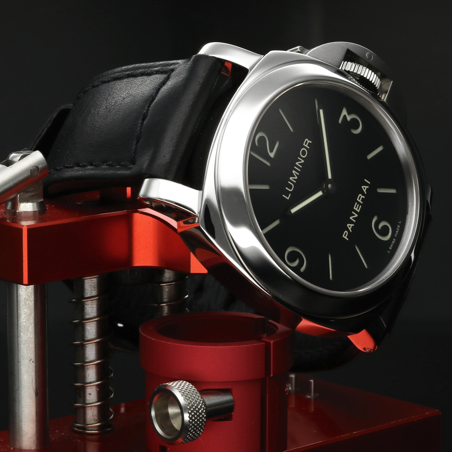 Panerai Luminor Base PAM00112 – 44mm – Manual Wind – 2011 – Full Set – Sandwich Dial - Image 5