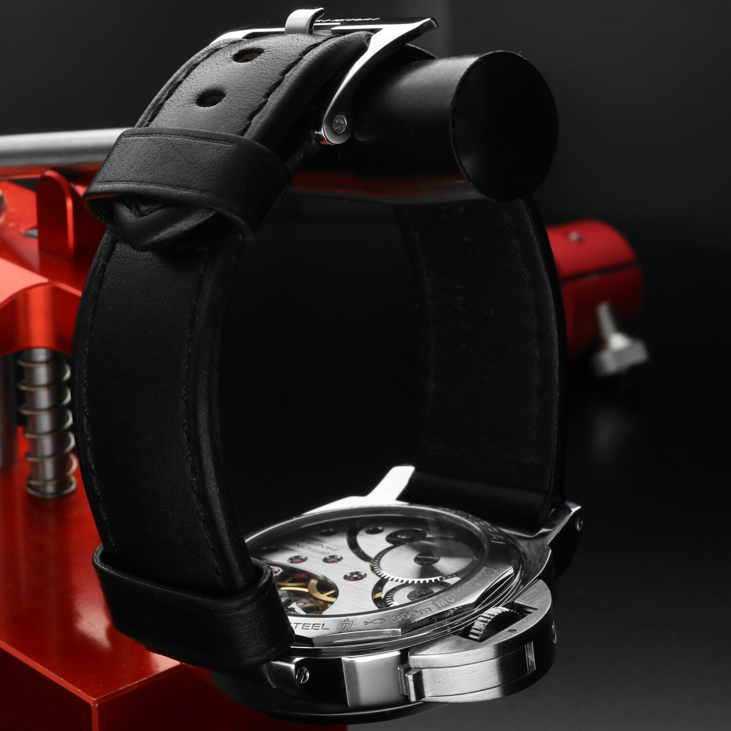 Panerai Luminor Base PAM00112 – 44mm – Manual Wind – 2011 – Full Set – Sandwich Dial - Image 9