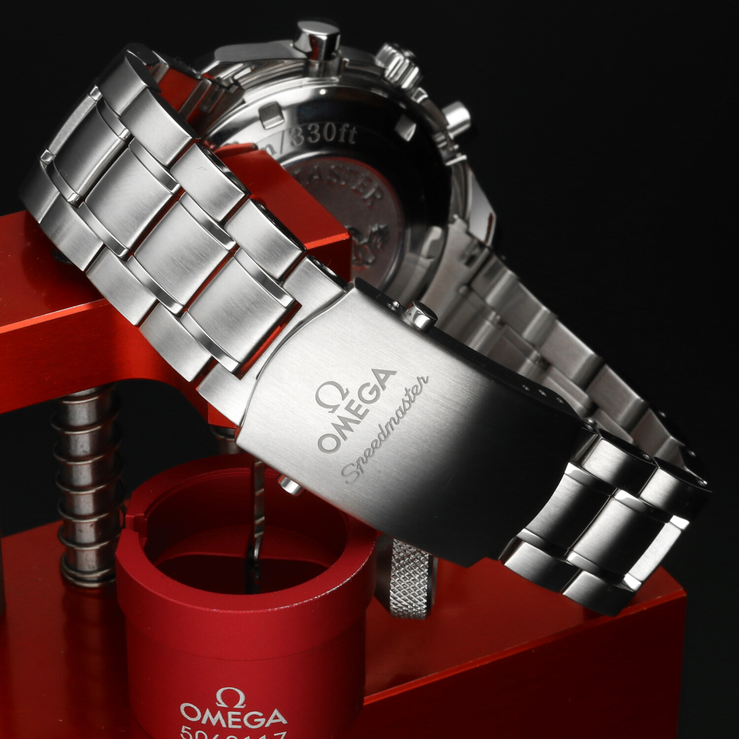 Mai Indossato Omega Speedmaster Day Date Triple Date 3220.50 – NOS - Full Set - 2017 -Scatola & Garanzia Originale - immagine 7