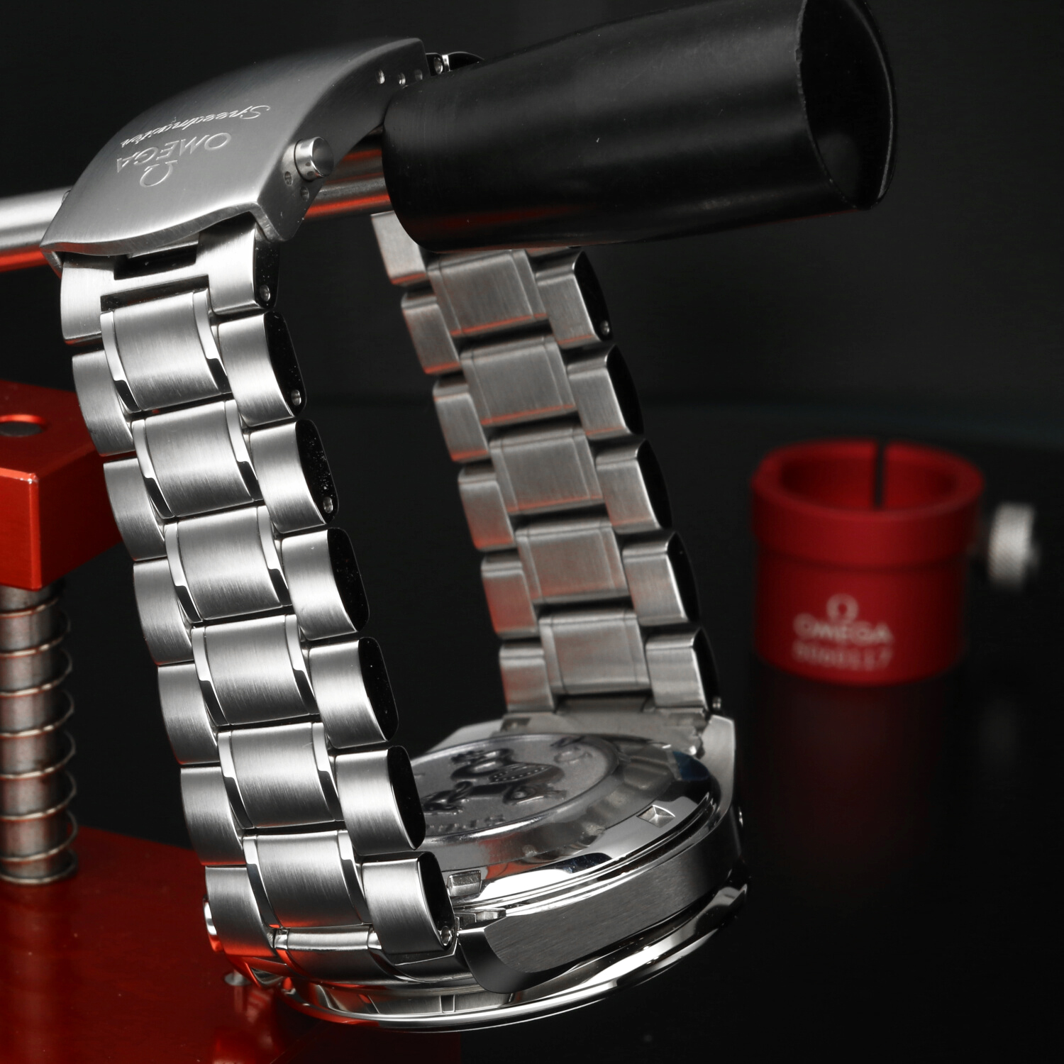 Mai Indossato Omega Speedmaster Day Date Triple Date 3220.50 – NOS - Full Set - 2017 -Scatola & Garanzia Originale - immagine 8