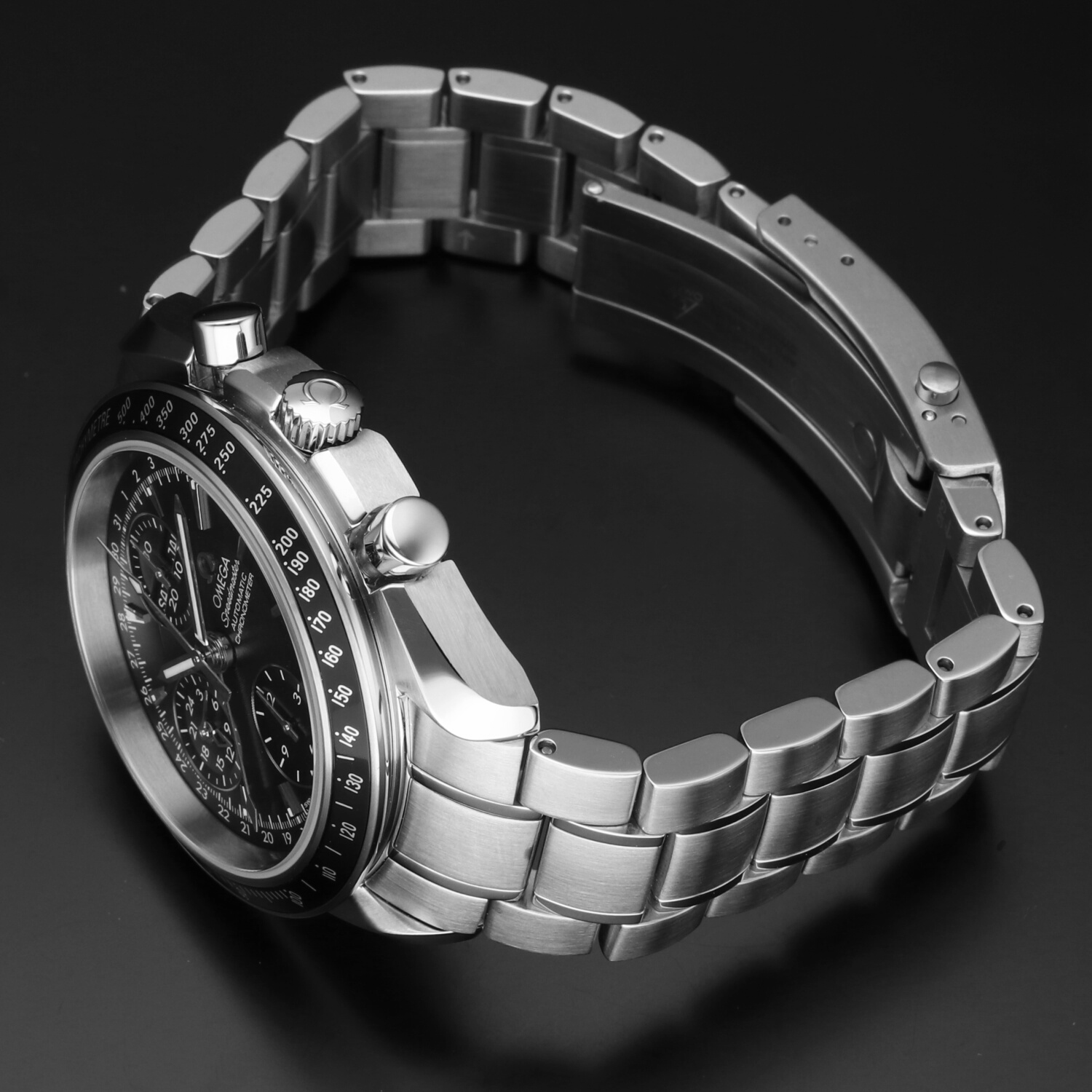 Mai Indossato Omega Speedmaster Day Date Triple Date 3220.50 – NOS - Full Set - 2017 -Scatola & Garanzia Originale - immagine 12