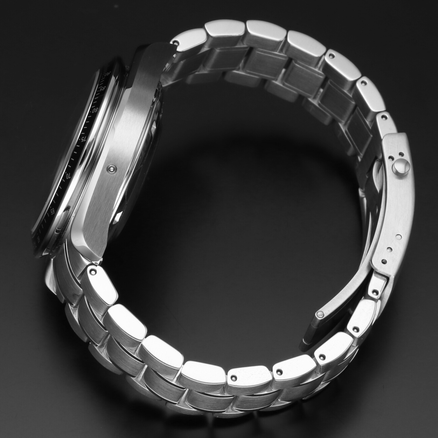 Mai Indossato Omega Speedmaster Day Date Triple Date 3220.50 – NOS - Full Set - 2017 -Scatola & Garanzia Originale - immagine 13